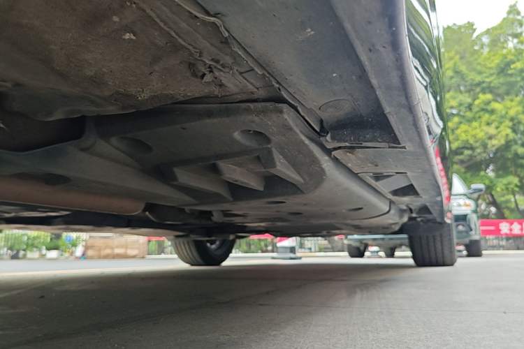 Used Toyota Crown 2017 2.0T Sport Edition Left Side Sill