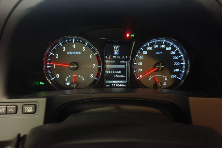 Used Toyota Crown 2017 2.0T Sport Edition Odometer Close Up