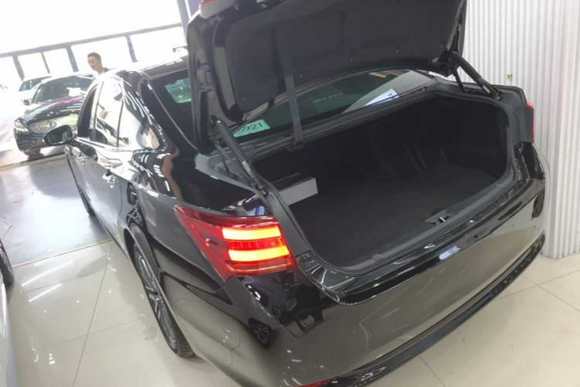 Used Toyota Crown 2017 2.0T Sport Edition Rear Left 45 Deg