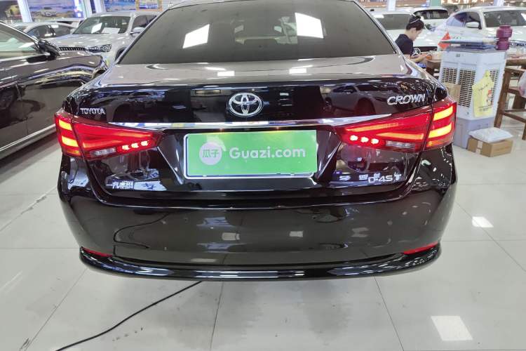 Used Toyota Crown 2017 2.0T Sport Edition Rear