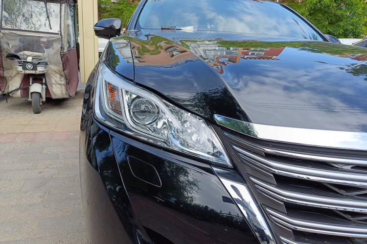 Used Toyota Crown 2017 2.0T Sport Edition Right Front Headlight