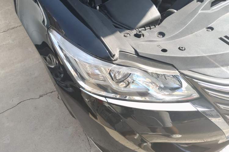 Used Toyota Crown 2017 2.0T Sport Edition Right Front Headlight