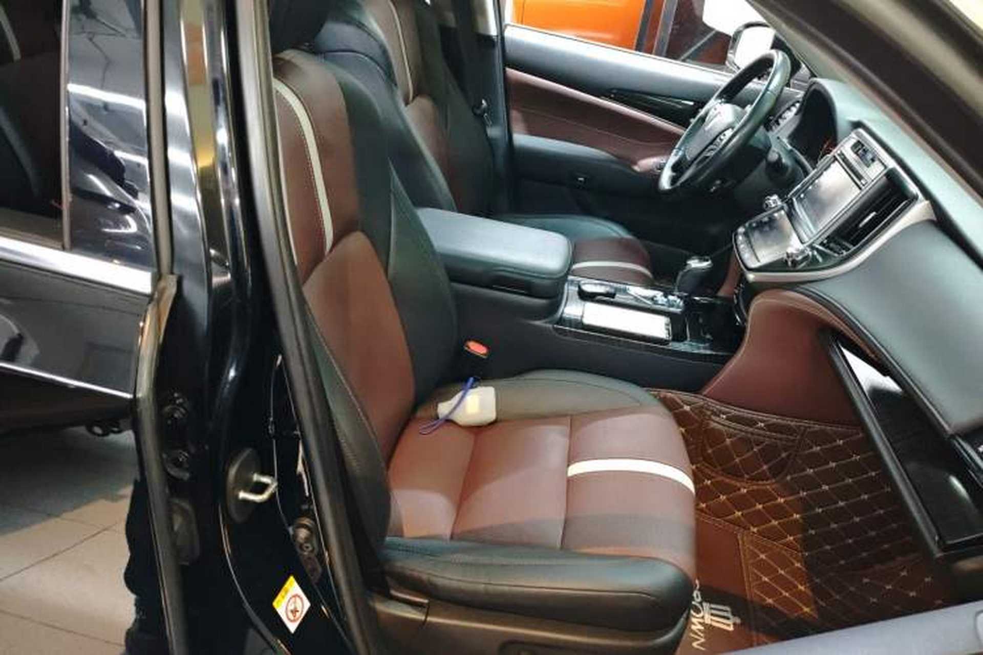 Used Toyota Crown 2017 2.0T Sport Edition Right Front Seat