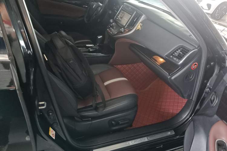 Used Toyota Crown 2017 2.0T Sport Edition Right Front Seat