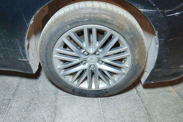 Used Toyota Crown 2017 2.0T Sport Edition Right Front Wheel Hub