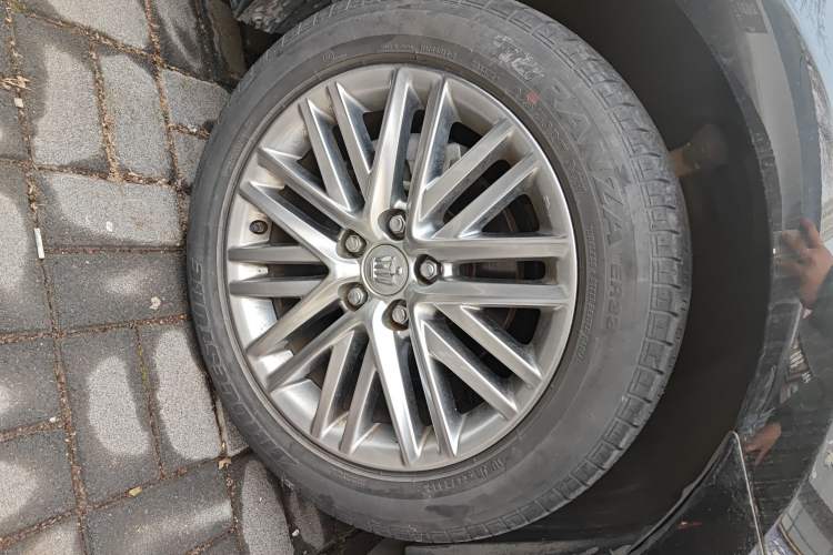 Used Toyota Crown 2017 2.0T Sport Edition Right Front Wheel Hub