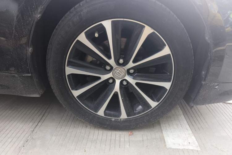 Used Toyota Crown 2017 2.0T Sport Edition Right Front Wheel Hub