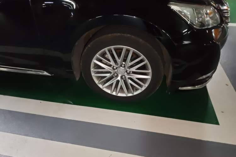 Used Toyota Crown 2017 2.0T Sport Edition Right Front Wheel Hub
