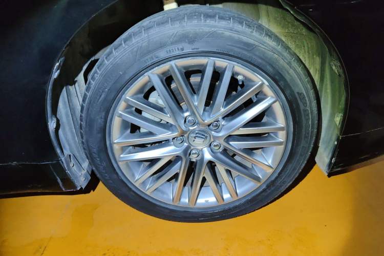 Used Toyota Crown 2017 2.0T Sport Edition Right Front Wheel Hub