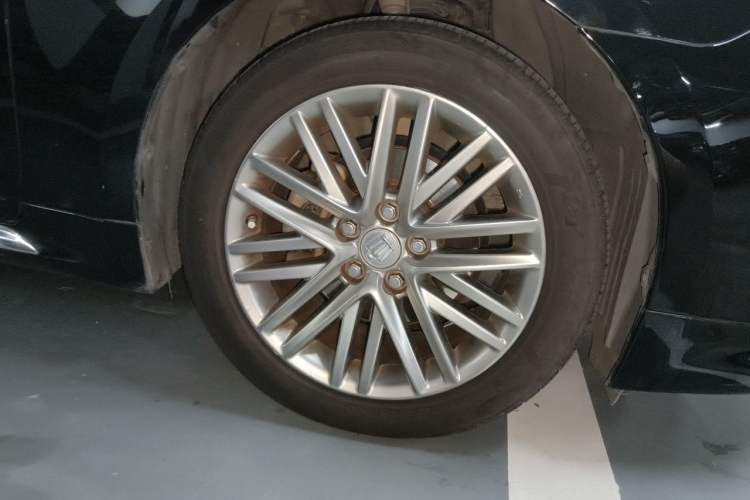 Used Toyota Crown 2017 2.0T Sport Edition Right Front Wheel Hub
