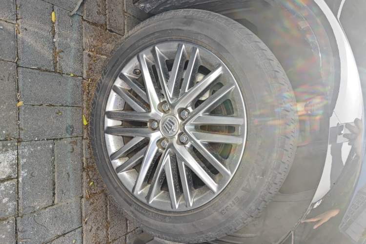 Used Toyota Crown 2017 2.0T Sport Edition Right Front Wheel Hub