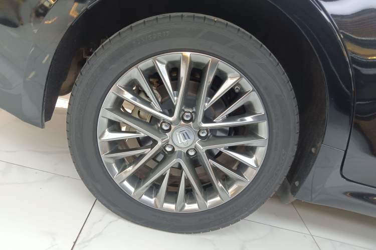 Used Toyota Crown 2017 2.0T Sport Edition Right Rear Wheel Hub