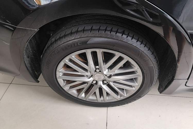 Used Toyota Crown 2017 2.0T Sport Edition Right Rear Wheel Hub