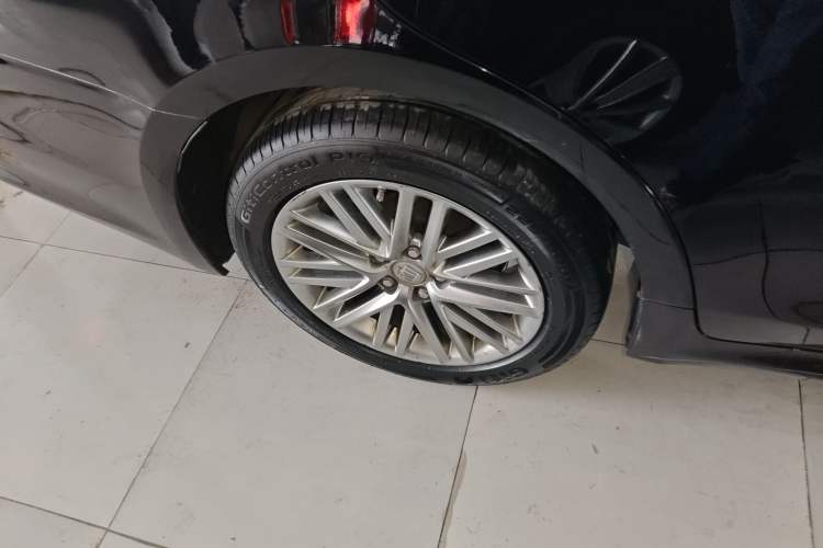 Used Toyota Crown 2017 2.0T Sport Edition Right Rear Wheel Hub