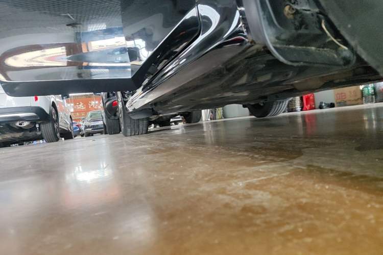 Used Toyota Crown 2017 2.0T Sport Edition Right Side Sill
