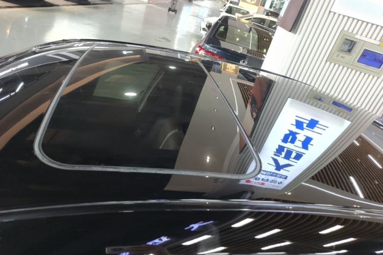 Used Toyota Crown 2017 2.0T Sport Edition Roof