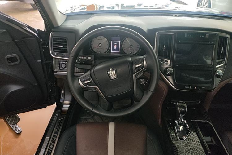 Used Toyota Crown 2017 2.0T Sport Edition Steering Wheel