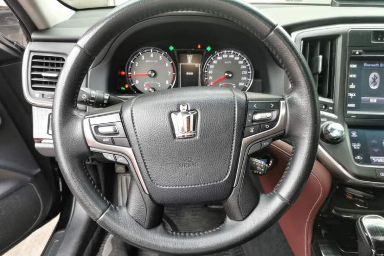 Used Toyota Crown 2017 2.0T Sport Edition Steering Wheel