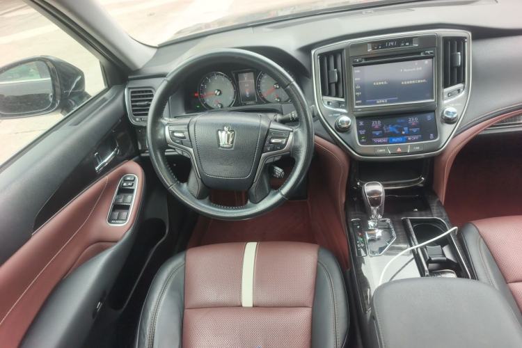 Used Toyota Crown 2017 2.0T Sport Edition Steering Wheel