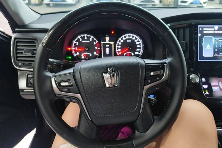 Used Toyota Crown 2017 2.0T Sport Edition Steering Wheel