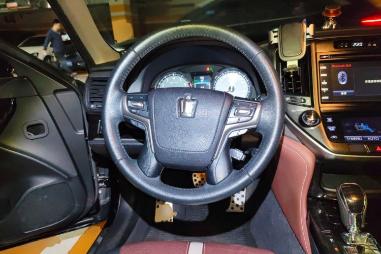 Used Toyota Crown 2017 2.0T Sport Edition Steering Wheel