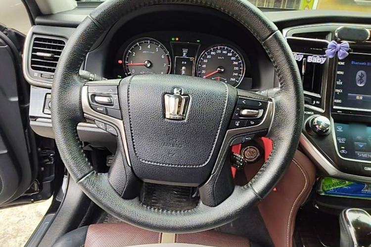 Used Toyota Crown 2017 2.0T Sport Edition Steering Wheel