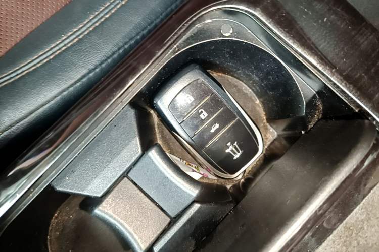 Used Toyota Crown 2017 2.0T Sport Edition Vehicle Key