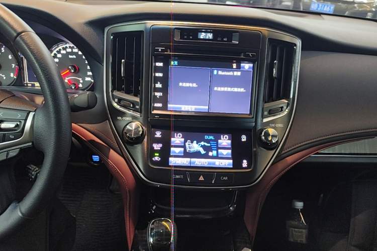 Used Toyota Crown 2017 2.0T Sport Edition Audio And AC Panel