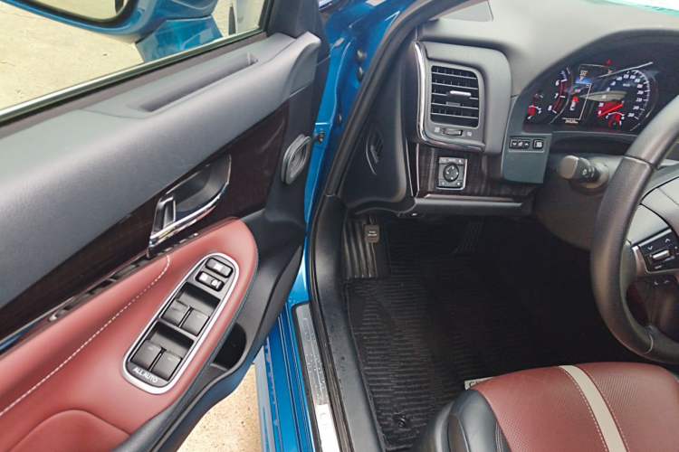 Used Toyota Crown 2017 2.0T Sport Edition Driver Seat