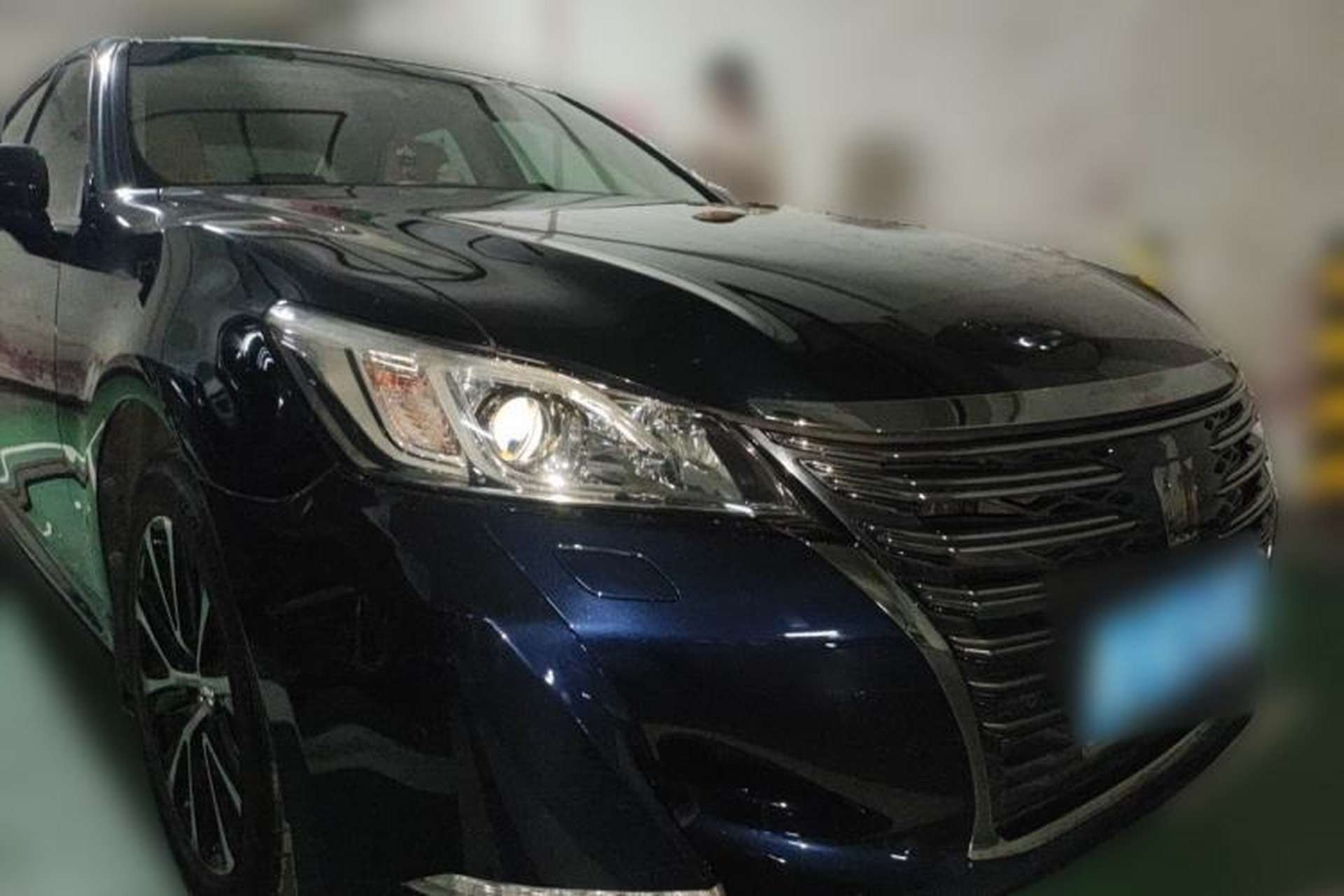 Used Toyota Crown 2017 2.0T Sport Edition Front Right 45 Deg