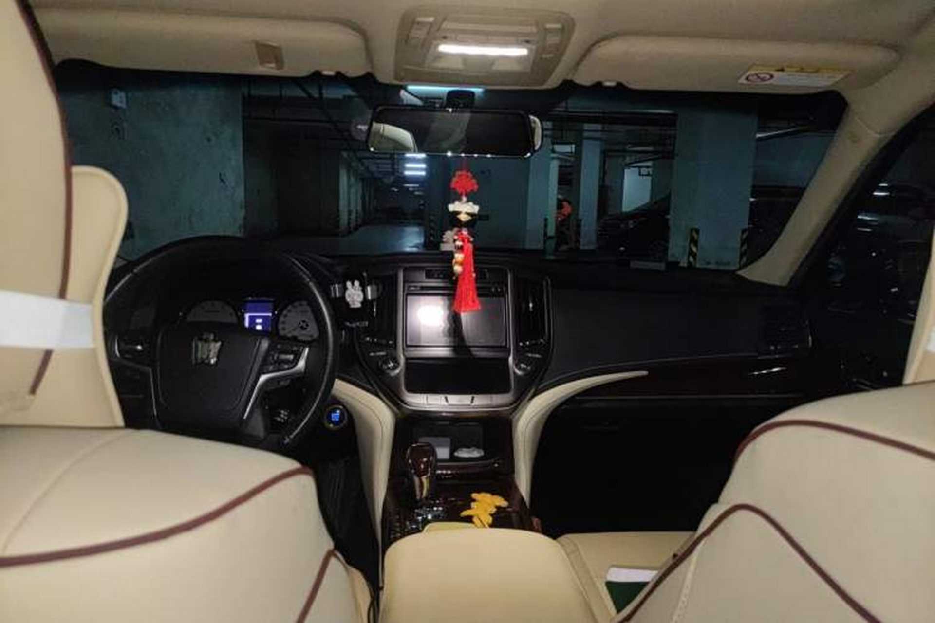 Used Toyota Crown 2017 2.0T Sport Edition Headliner