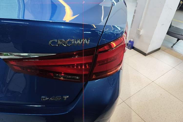 Used Toyota Crown 2017 2.0T Sport Edition Right Rear Taillight