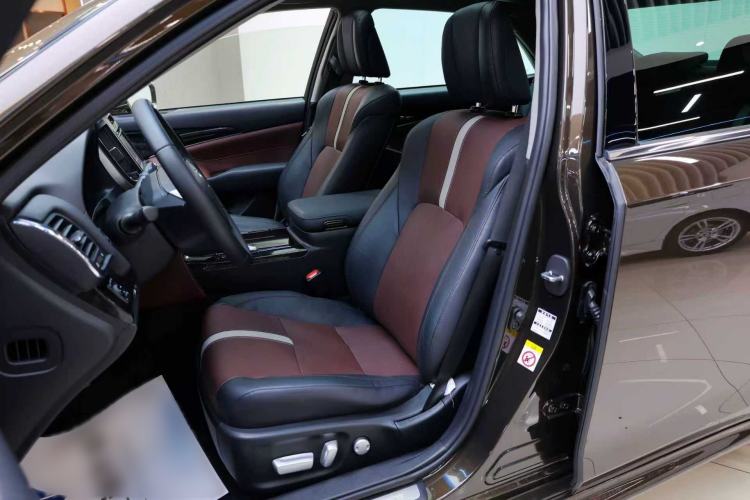 Used Toyota Crown 2017 2.0T Sport Edition Interior 6