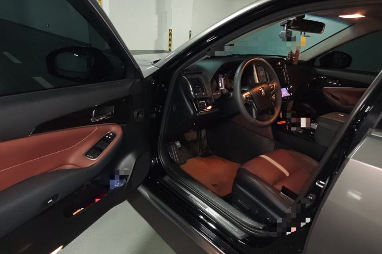 Used Toyota Crown 2017 2.0T Sport Edition Driver Seat