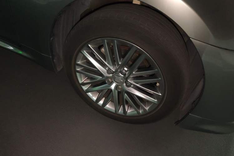 Used Toyota Crown 2017 2.0T Sport Edition Right Front Wheel Hub