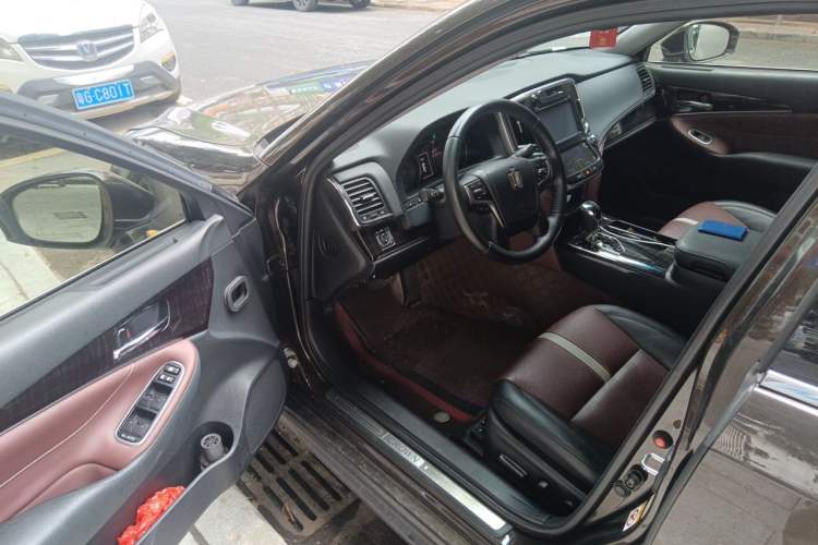 Used Toyota Crown 2017 2.0T Sport Edition Driver Seat