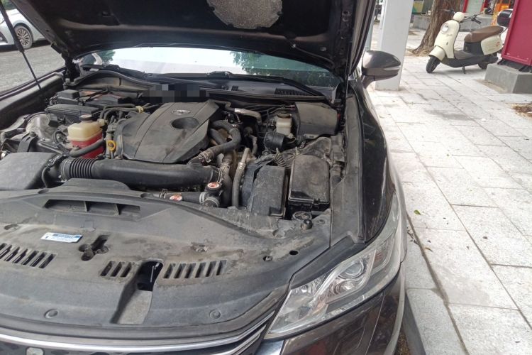 Used Toyota Crown 2017 2.0T Sport Edition Engine Bay Left