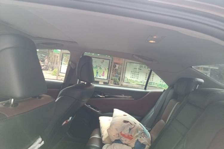 Used Toyota Crown 2017 2.0T Sport Edition Headliner