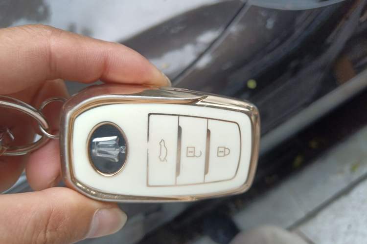 Used Toyota Crown 2017 2.0T Sport Edition Vehicle Key
