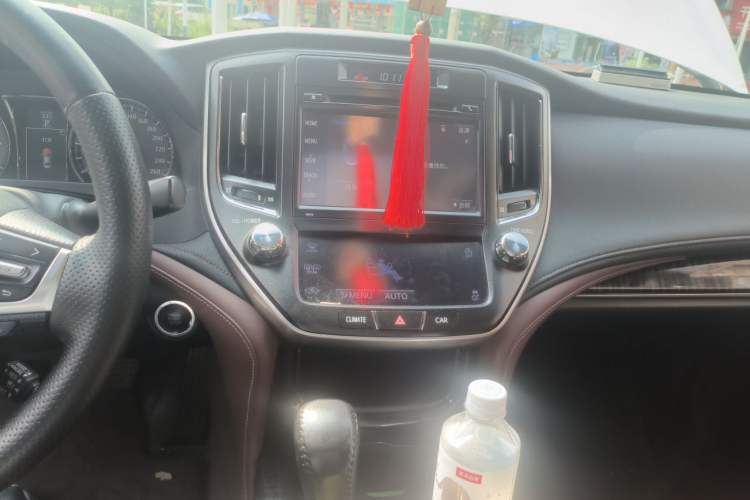 Used Toyota Crown 2017 2.0T Sport Edition Audio And AC Panel