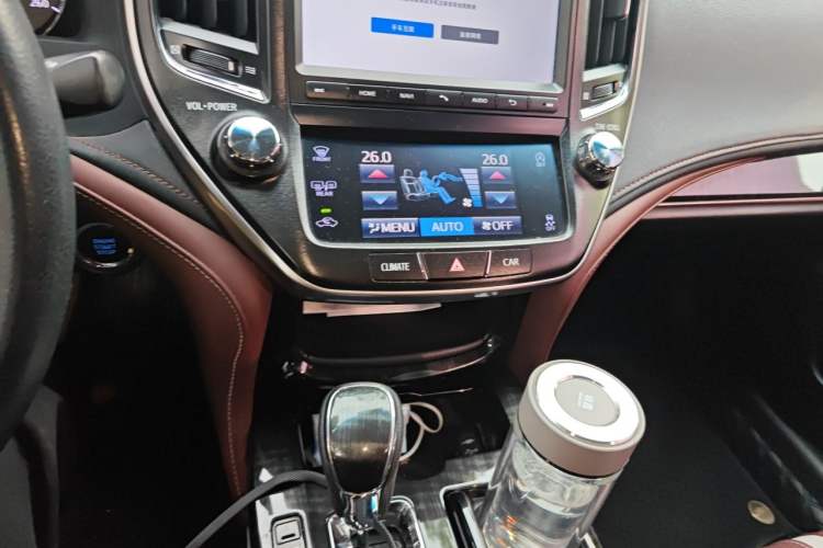 Used Toyota Crown 2017 2.0T Sport Edition Audio And AC Panel