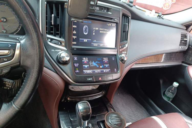 Used Toyota Crown 2017 2.0T Sport Edition Audio And AC Panel