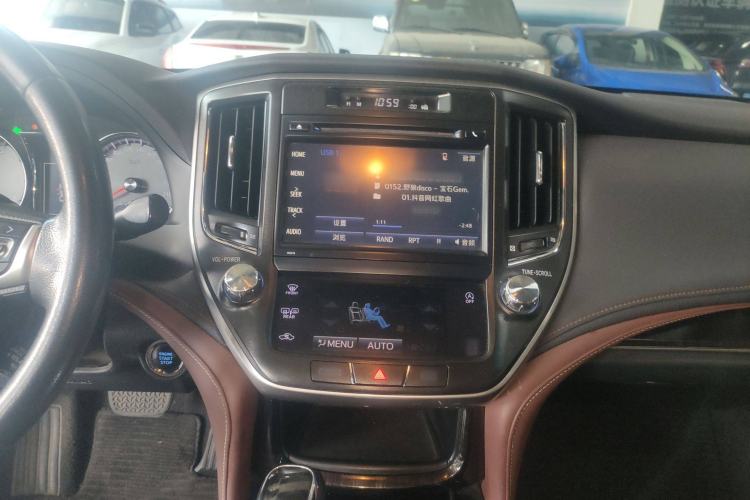 Used Toyota Crown 2017 2.0T Sport Edition Audio And AC Panel