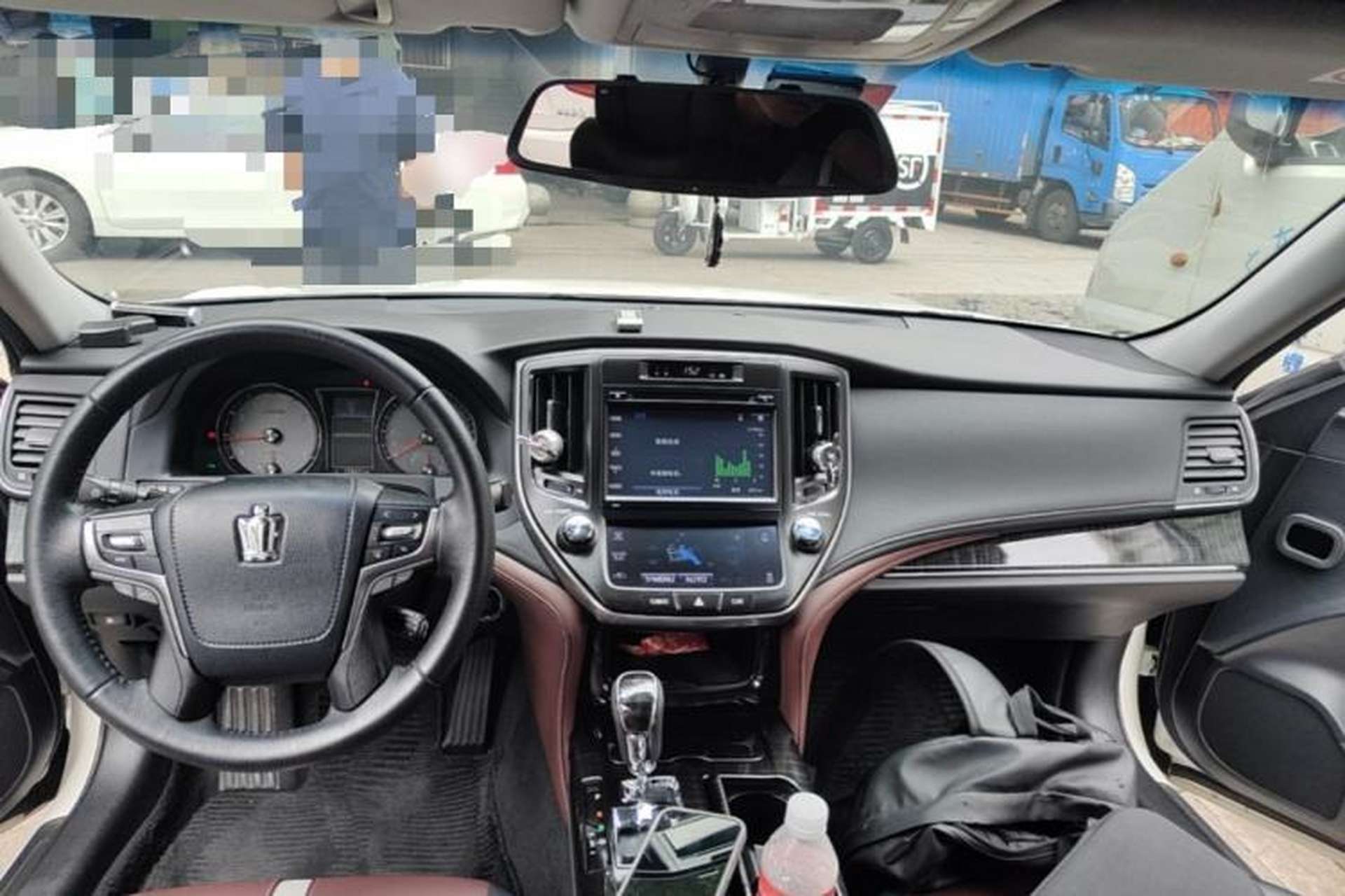 Used Toyota Crown 2017 2.0T Sport Edition Center Console