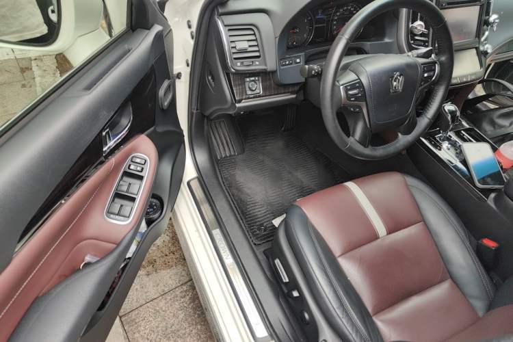 Used Toyota Crown 2017 2.0T Sport Edition Driver Seat