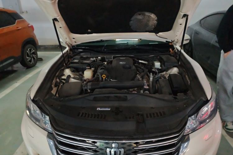 Used Toyota Crown 2017 2.0T Sport Edition Engine Bay