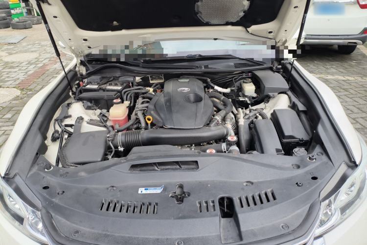 Used Toyota Crown 2017 2.0T Sport Edition Engine Bay
