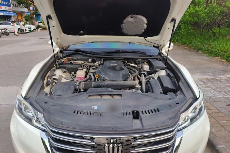 Used Toyota Crown 2017 2.0T Sport Edition Engine Bay