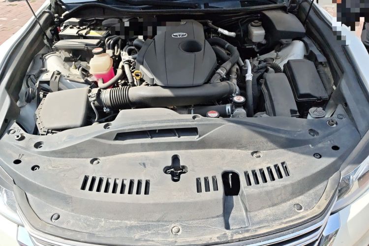 Used Toyota Crown 2017 2.0T Sport Edition Engine Bay