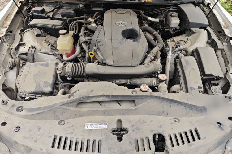 Used Toyota Crown 2017 2.0T Sport Edition Engine Bay